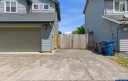 5475 Charles Wy, Eugene, OR 97402