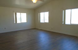 860 E Grangeville Boulevard, Hanford, CA 93230