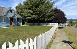 584 EXCHANGE St, NorthBend, OR 97459