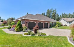 695 N McDonald Ct, Post Falls, ID 83854