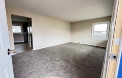 402 E North Street, Waldorf, MN 56091