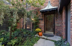 325 Rivard Boulevard, Grosse Pointe, MI 48230