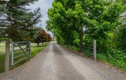 32748 Boston Mill Dr, Shedd, OR 97377