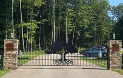 200 Leezy Drive, Pataskala, OH 43062
