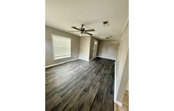 415 E Avenue G, Midlothian, TX 76065