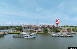 207 Queen Elizabeth Avenue, Manteo, NC 27954