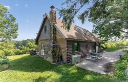 465 Appleby Drive, Sparta, MO 65753