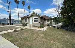 633 W Maple Avenue, Orange, CA 92868