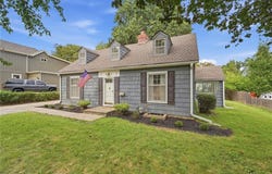 2808 W 51st Terrace, Westwood, KS 66205