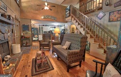 31 Creekside Lane, Clayton, GA 30525