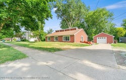 921 E Columbia Street, Mason, MI 48854