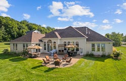 11344 Circle Ridge Lane, Faribault, MN 55021