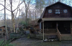 244 Grindstone Knob Rd, Whittier, NC 28789
