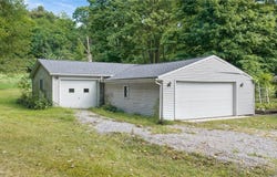 2748 S W Lebanon Road, Dalton, OH 44618