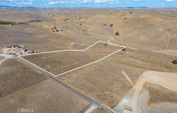 3765 Gruenhagen, Paso Robles, CA 93446