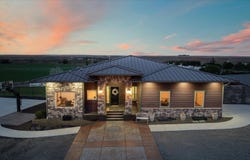 508 Hill Dr, Eltopia, WA 99330
