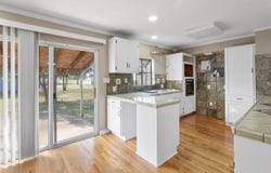 102 Capri Drive, Melbourne, AR 72556
