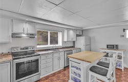 917 North Ave, Millvale, PA 15209