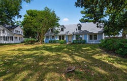 551 Broadmoor Boulevard, Shreveport, LA 71105