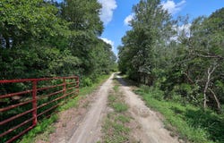 326 The Forest Rd, Dale, TX 78616