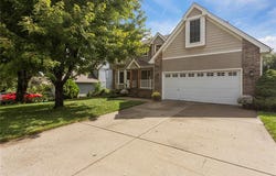 1533 Canterbury Lane, Liberty, MO 64068