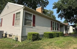 1201 E 7th Street, Pittsburg, KS 66762