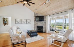 61 Bluff Road, Hardy, AR 72542
