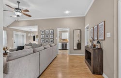 129 Honeysuckle ST, Alma, AR 72921