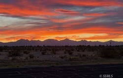 352-310-36 Planet St, Ridgecrest, CA 93555