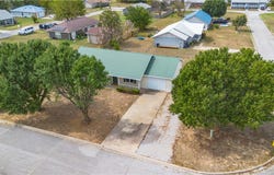 300 Estates Drive, Green Forest, AR 72638