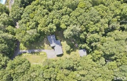 15 Greaves Road E, Stafford, CT 06076