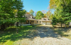 49 Windsor Lane, Dexter, ME 04930