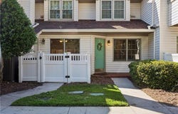 1 Tamarisk Quay, Hampton, VA 23666
