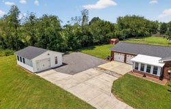 225 W Gate Dr, Baxter, TN 38544