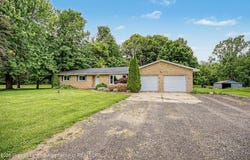 10629 N Royston Road, Grand Ledge, MI 48837