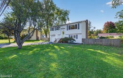 1816 Providence Avenue, Niskayuna, NY 12309