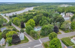 1 Back Hill Street, Bowdoinham, ME 04008