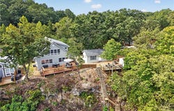 6 Aces Drive, Edwards, MO 65326