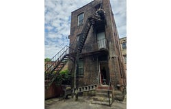 2566 Centre, Pittsburgh, PA 15219
