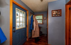 7 Gary Street, Lindenhurst, NY 11757