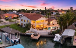 350 HARBOR Passage, CLEARWATER BEACH, FL 33767