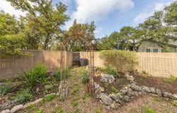 16 E Villa Meadow St, Wimberley, TX 78676