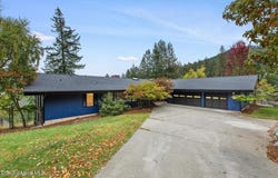 2305 E Packsaddle Dr, Coeur d'Alene, ID 83815