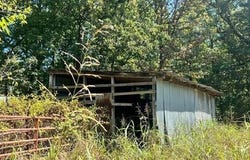 E Red Barn Road, Cave City, AR 72521