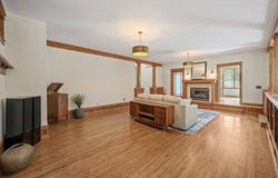 36599 River Oaks Circle, Cumming, IA 50061