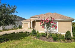 8461 BRIDGEPORT BAY Circle, MOUNT DORA, FL 32757