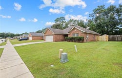 8916 Spring Grove N, Mobile, AL 36695