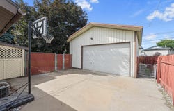 412 E Cozza Dr, Spokane, WA 99208