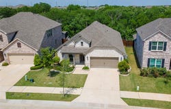 9605 Sunset Lane, Oak Point, TX 75068