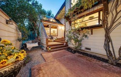 3364 Walnut Ln, Lafayette, CA 94549